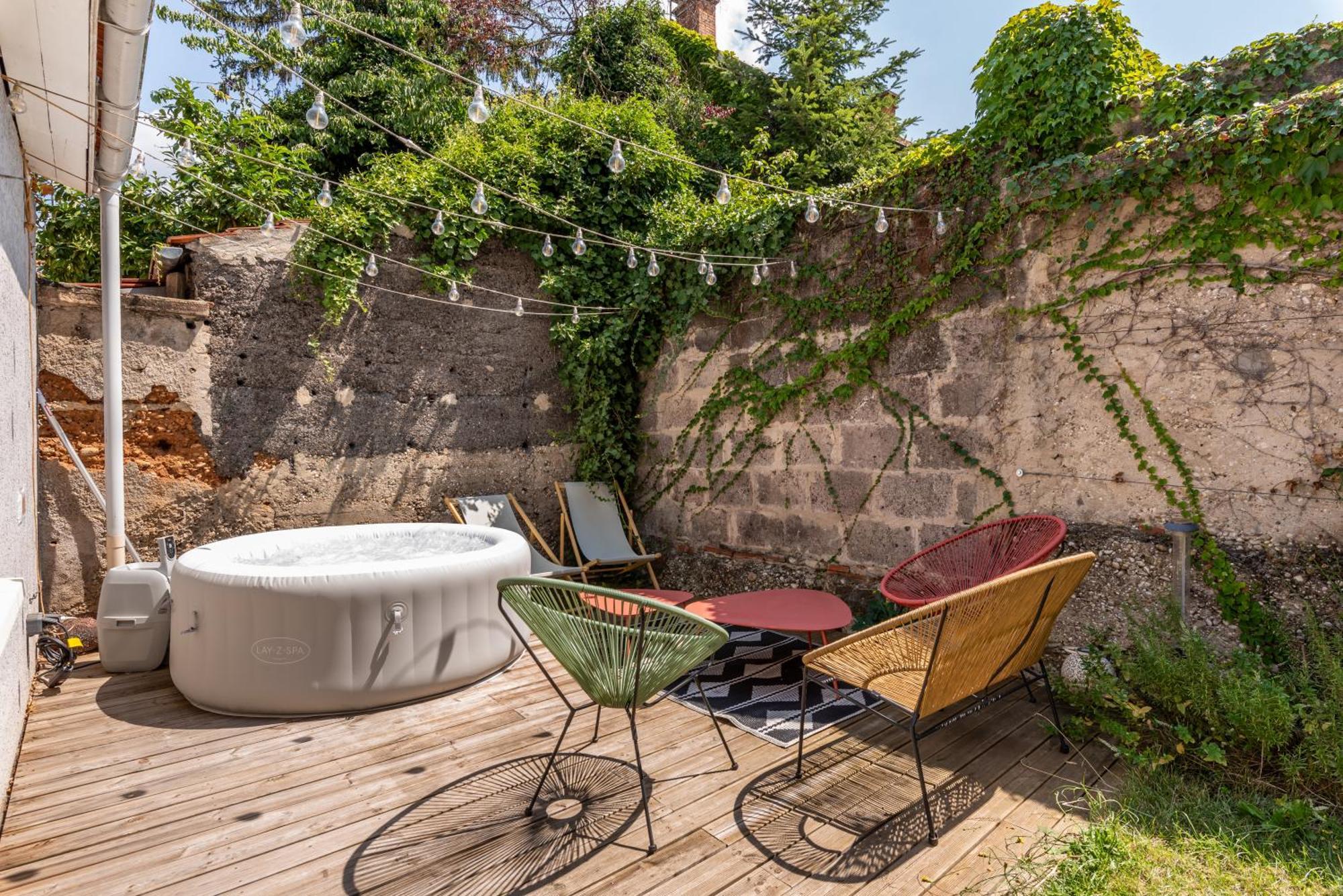 La Villa Sassolini Avec Jacuzzi Ліон Екстер'єр фото